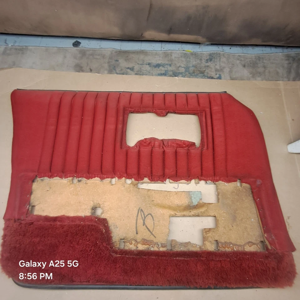 🔥 1976-1979 CADILLAC SEVILLE Front Left Driver Door Panel Oem Red Nice  Foto 3 de 4