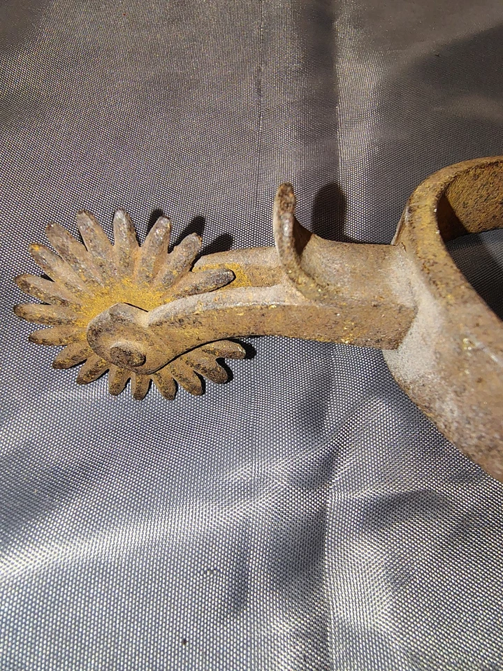 Antigua fila de 20 puntos de vaquero occidental hecha a mano.  Buermann estrella y estilo  Foto 4 de 4