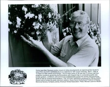 1990 Actor Bob Thomson Host The Victory Garden Pbs Private Public 8X10 Photo