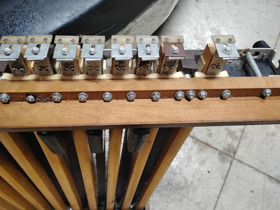 Conjunto de pedal de bajo vintage de órgano de 25 notas! ¡HAZ OFERTA! ¡GRAN PEDAL DE FUNCIONAMIENTO! Foto 4 de 4