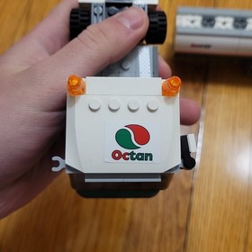 Lego City set 3180 Tank Truck Mostly Complete and Minifigure READ