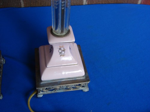 PAIR PINK PORCELAIN & GLASS BOUDOIR LAMPS DRESSER VANITY18 3/8" HIGH - 第 7/10 張圖片