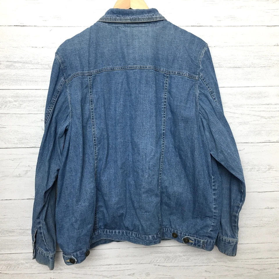 Chaqueta de mezclilla para mujer Denim & Co. Leopardo polar forrada botón delantero grande Foto 3 de 4