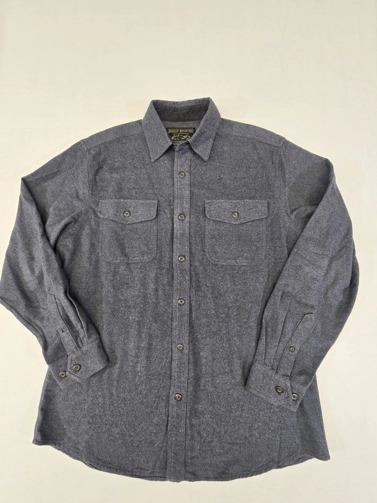 Grizzly Mountain Flannel Shirt Men's Large Gray Button Down Long Sleeve Outdoor