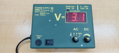 NTL  Mod. P3130-3D  LOW-VOLTAGE POWER SUPPLY  WITH DIGITAL DISPLAY