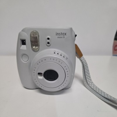 Fujifilm Instax Mini 9 Fuji Instant Film Camera Ice White