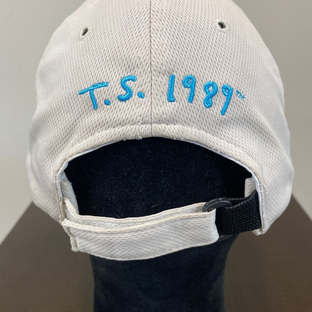 Taylor Swift 1989 World Tour Hat Baseball Cap TAYLOR SWIFT 1989 World Tour Adjustable Baseball Hat 2015  main image 4