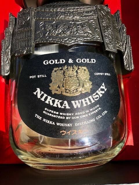 New Rare Vintage Nikka Whisky G & G Knight Empty Bottle New Rare Vintage Nikka Whisky G & G Knight Empty Bottle
