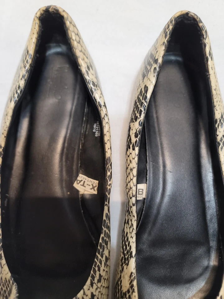 Mossimo Snake Print Studded Ballet Flats Size 8 - Image 3 of 4