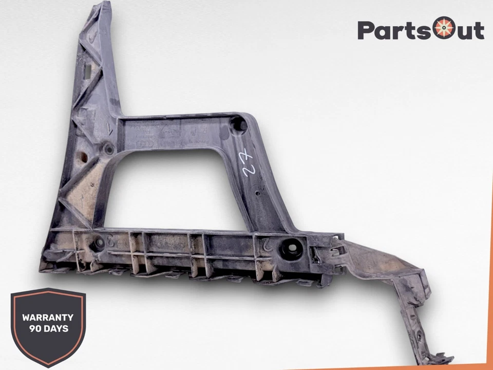 2013-2016 AUDI A4/S4/A4 QUATTRO RIGHT LOWER GUIDE OEM - Image 3 of 4