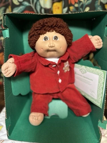 Cabbage Patch Kid/ Boy/auburn/brown Eyes/Coleco/HM2/CPK Clothes