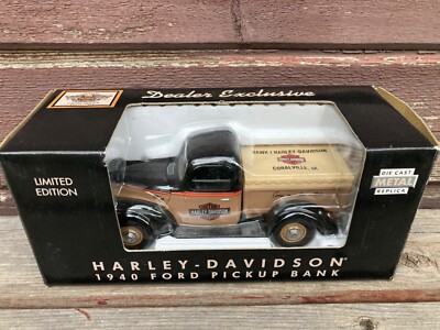 HARLEY DAVIDSON DEALER EXCLUSIVE 1940 FORD PICKUP BANK DIE CAST