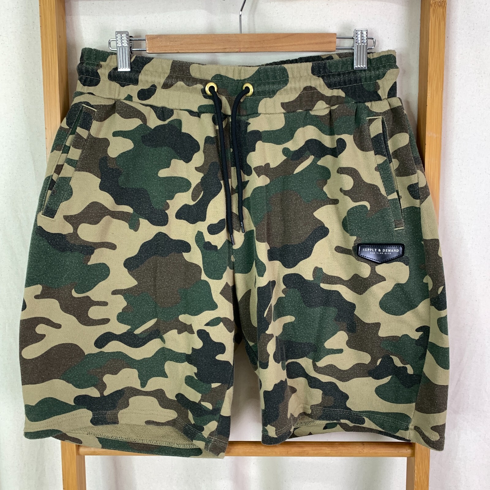 Supply & Demand New York City Mens Camo Sweat Shorts … Gem