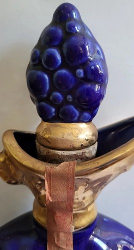 Vintage Jim Beam Whiskey Grape Liquor Bottle Decanter Executives Series. - Picture 4 of 12