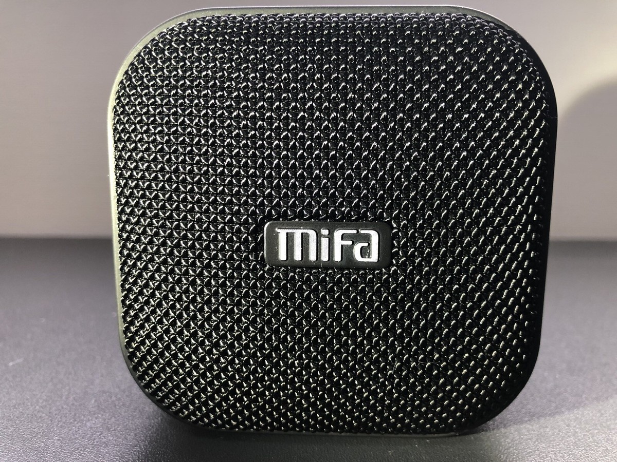 A10 Speaker Mifa A10 Graffiti MIFA A10 Red Graffiti BT Speaker