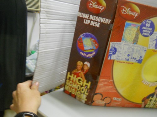 HIGH SCHOOL MUSICAL DELUXE DISCOVERY LAPDESK SOFT PILLOW, ART, DISNEY, TOYS - Picture 13 of 24
