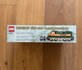 LEGO Trains: Burlington Northern Santa Fe (Bnsf) Locomotive (10133)