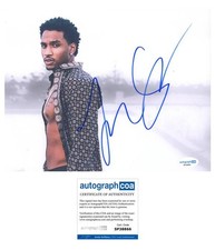 Trey Songz "Ready" R&B Singer AUTOGRAPH Signed Shirtless 8x10 Photo ACOA