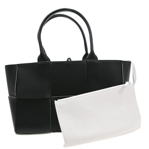 Bottega Veneta Black Lambskin Arco Tote Handbag NQ08599