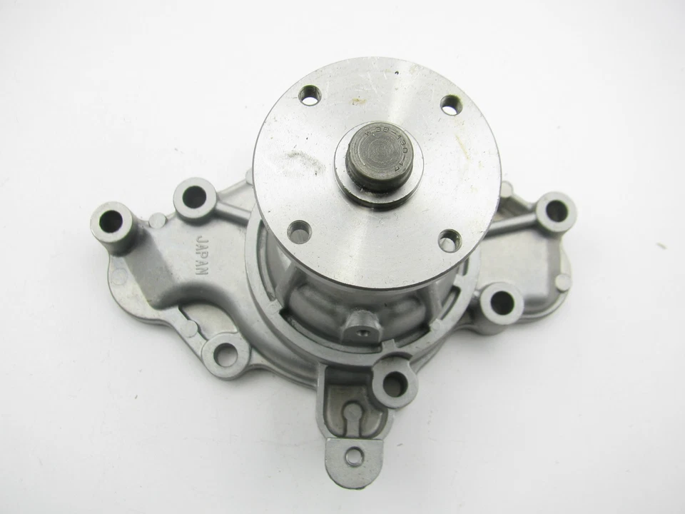 Bomba de agua motor NPW 131-2152 1990-1991 Mazda 929 3,0 L Foto 2 de 4