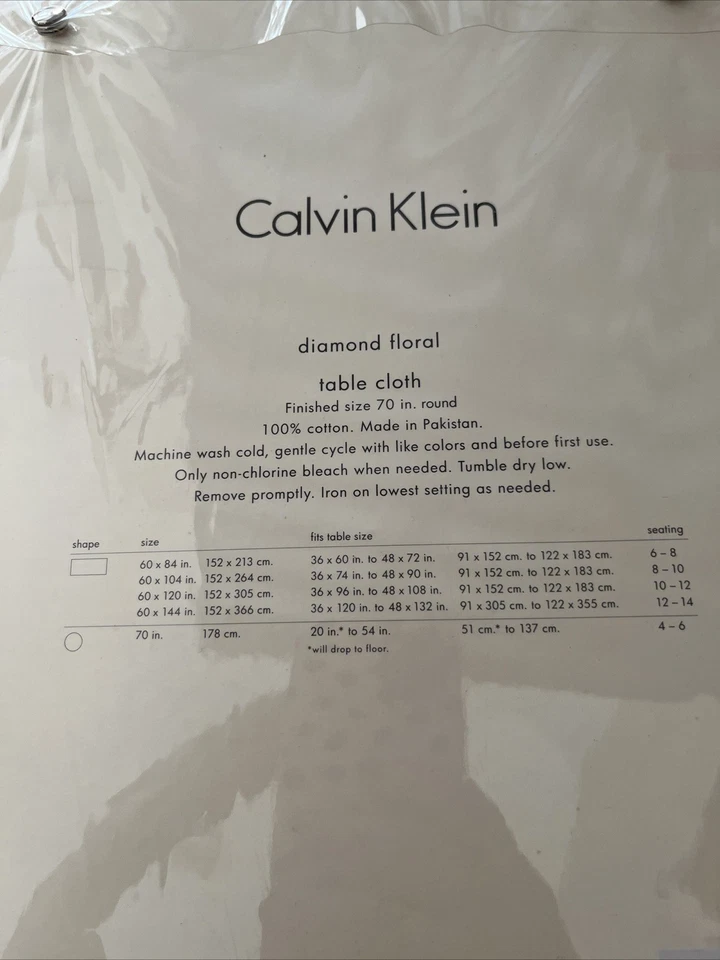 "Mantel redondo de 70"" con óxido floral diamante Calvin Klein nuevo en paquete" Foto 3 de 4