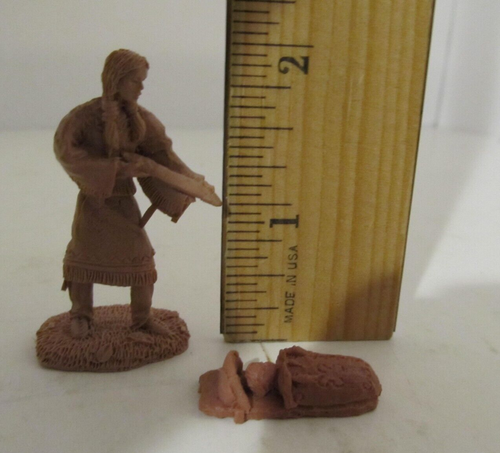 Barzso Camp Indians Western Playset Indian Woman With Baby Figure - Picture 4 of 4