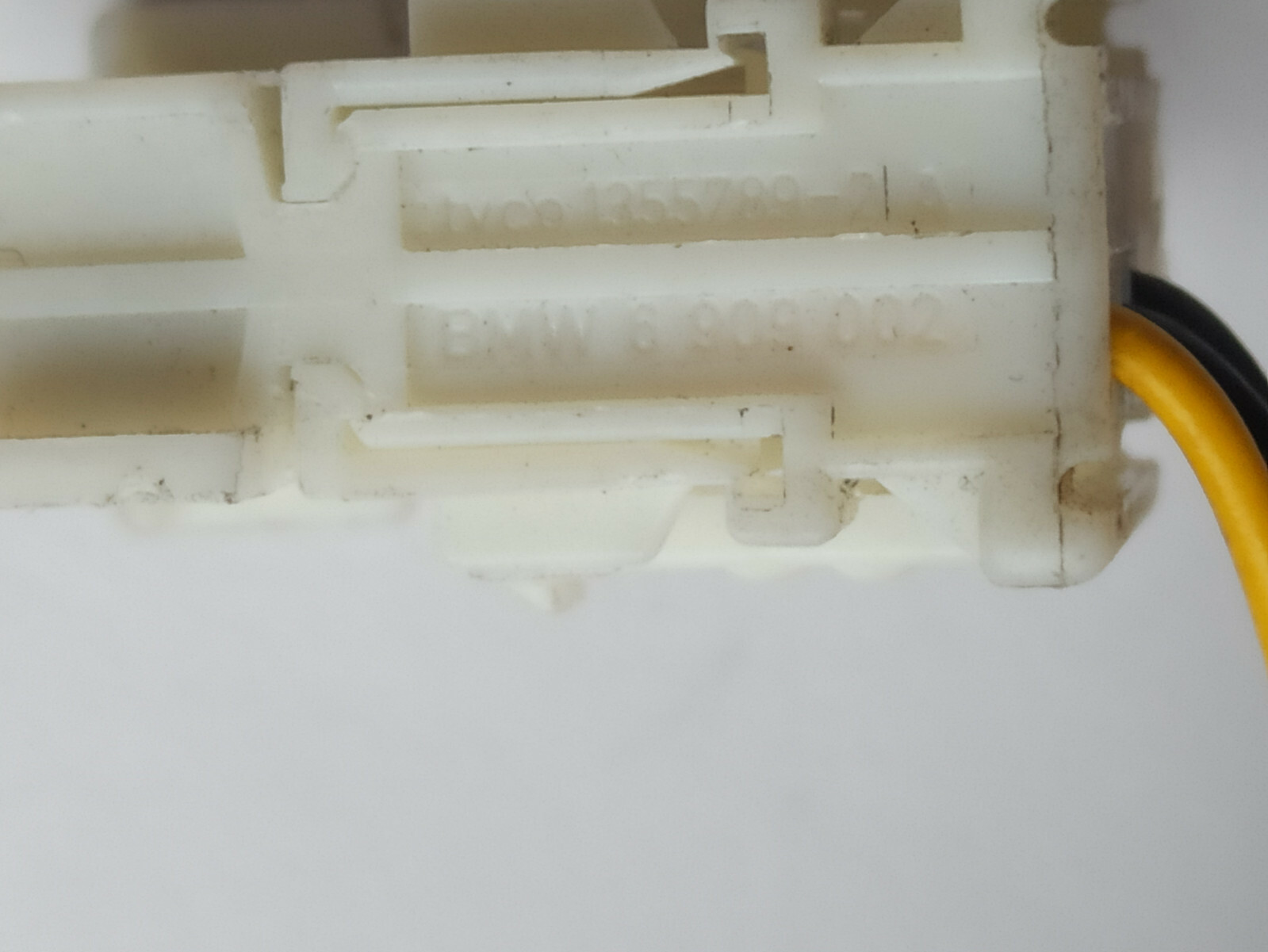 Original BMW Steckergehäuse Buchsengehäuse Connector Stecker 