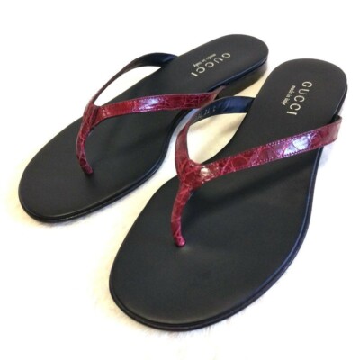 Gucci Crocodile-Embossed Leather Bicolor Thong Sandals Beach