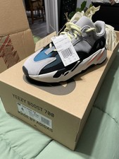 yeezy wave runner 700 size 6