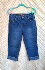 Jeanbay Size 10 Women  s Blue Denim Capri Jeans 5 pocket style