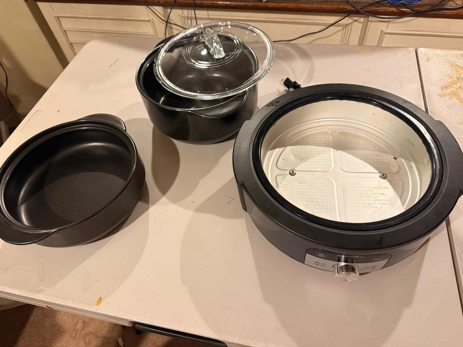 Pampered Chef Rockcrok Slow Cooker Set w/ 2.5 & 4 QT Dutch Oven Glass Lid
Opens in a new window or t