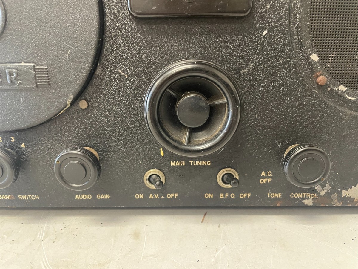 Hallicrafters S-22R SkyRider Marine Tube Radio Shortwave