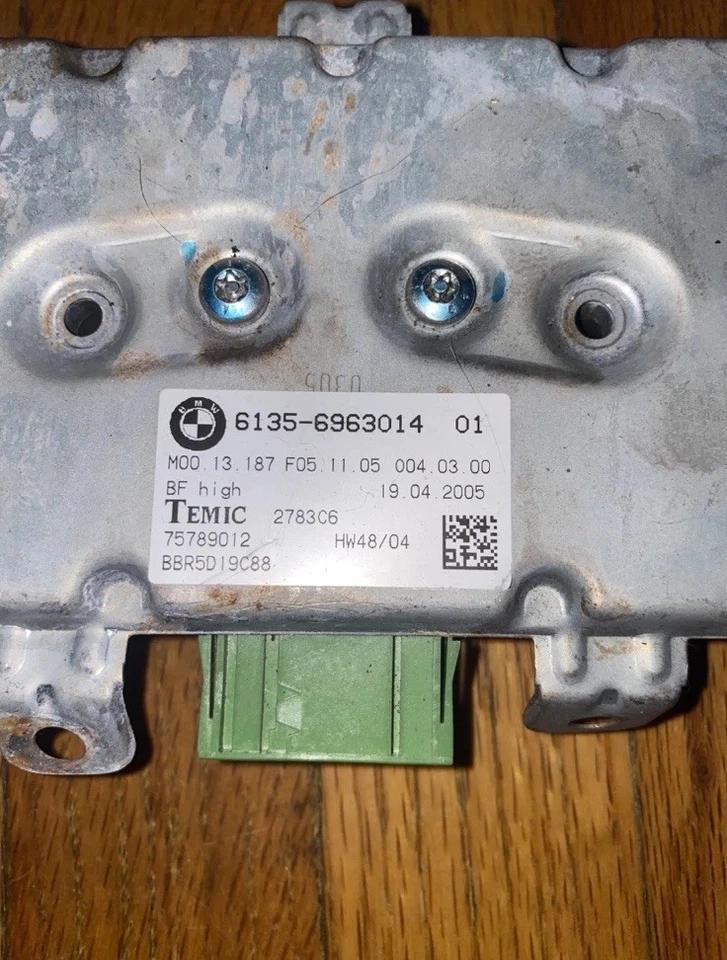 BMW 545i E60 2004-2007 módulo de control de puerta del lado del pasajero delantero derecho 6963014 Foto 2 de 4