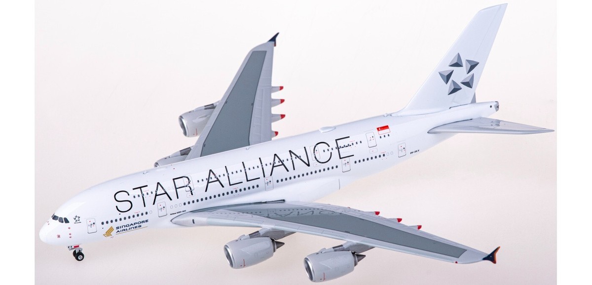 1:400 Phoenix PH04513 Singapore Airlines A380 9V-SKX 