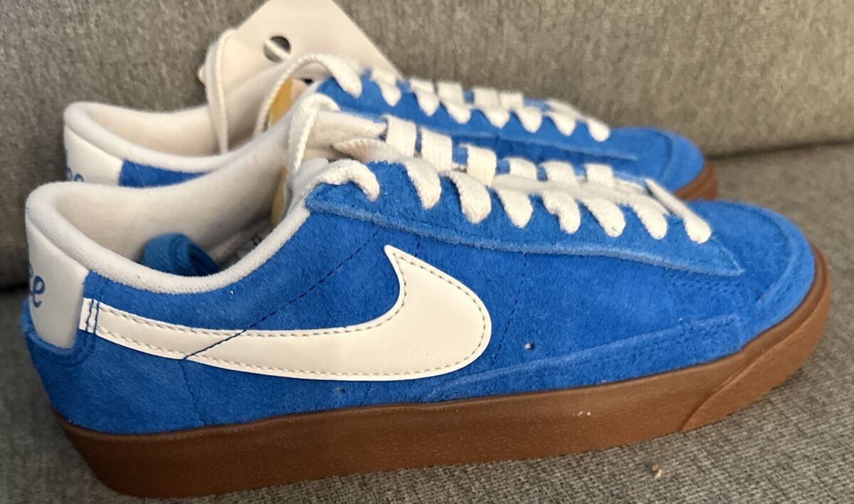NWOB NIKE Women Blazer Low '77 VNTG Photo Blue Sail FQ8060 NWOB NIKE Women Blazer Low '77 VNTG Photo Blue Sail FQ8060