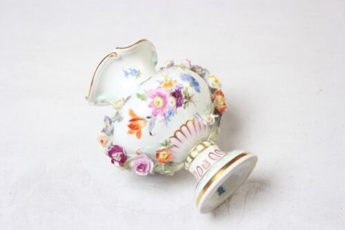 Alte Meissen Vase mit plastischblumen und Figuren/Blumen Malerei 1. Wahl - Bild 5 von 9