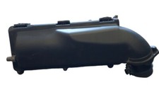 OEM Peugeot 3008 2022 HYBRID Air filter box 9805379480 9825070780