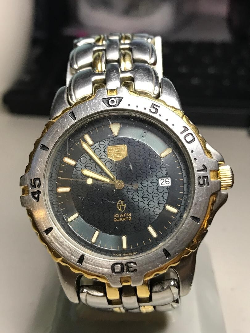 Elgin Men Motion Watch Gold Silver Tone 100m Gray Dial