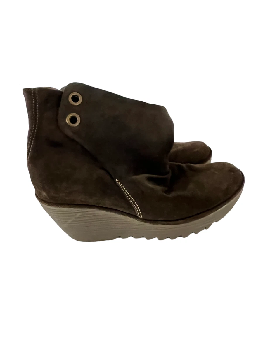 Wedge tie booties discount