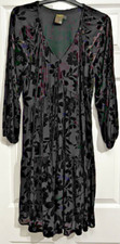 Black Velvety Flowers Knee Length Long Sleeve Dress Size 12 Taylor New Years Eve