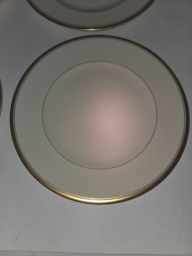 Pre Owned Set 4 Syracuse MONTICELLO Old Ivory Gold Band Dinner Plates - Picture 9 of 9