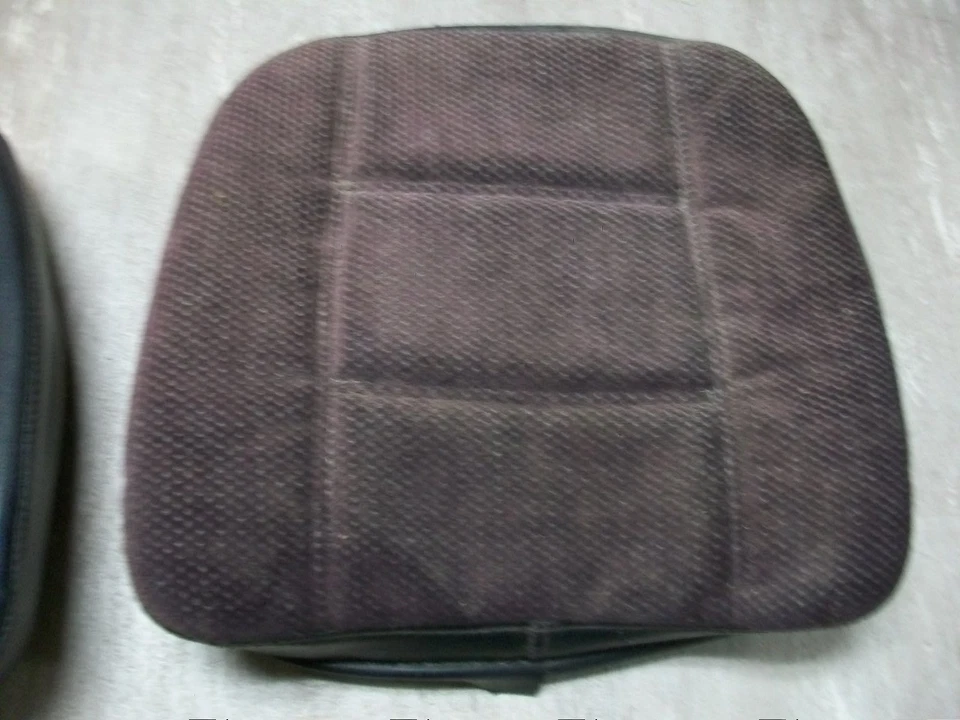 Nice!! 1984 -1987 Honda GL1200 Goldwing Driver Backrest Pad Cushion With Cover - Image 3 of 4