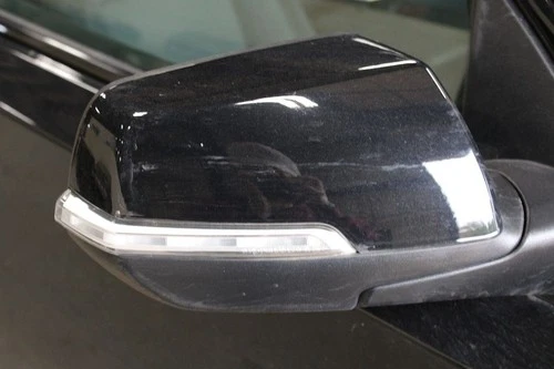 Passenger Side View Mirror With Turn Signal Opt Dwk Fits 22-23 TRAVERSE 3100477