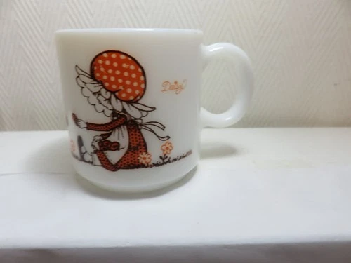 Vtg Daisy and puppy  Good things are Better  Kirby Martin milk glass mug