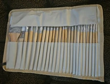 Kevin & Sasa Crafts Canvas Paint Brush Kit 24 Brushes In Canvas Roll Up Pouch