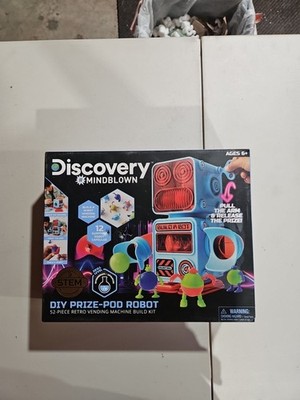 Discovery Mindblown DIY Prize-Pod Robot 52-Piece Retro Vending Machine Build Kit