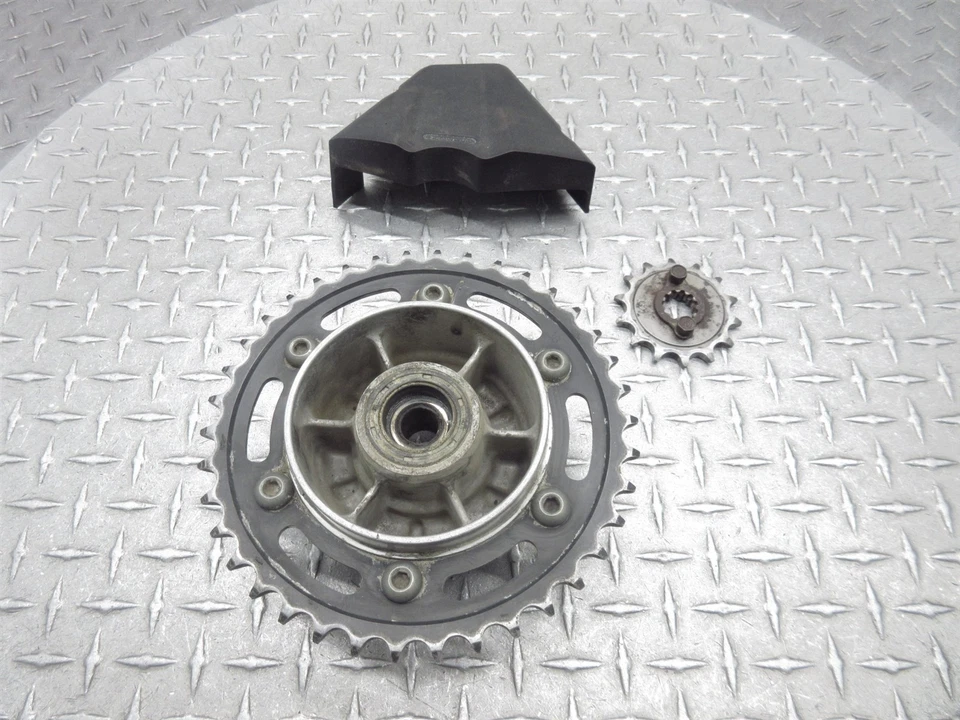 2012 11-13 Honda CBR 250R CBR250R Front Rear Sprocket Gear Hub Cover Final Drive - Image 2 of 4