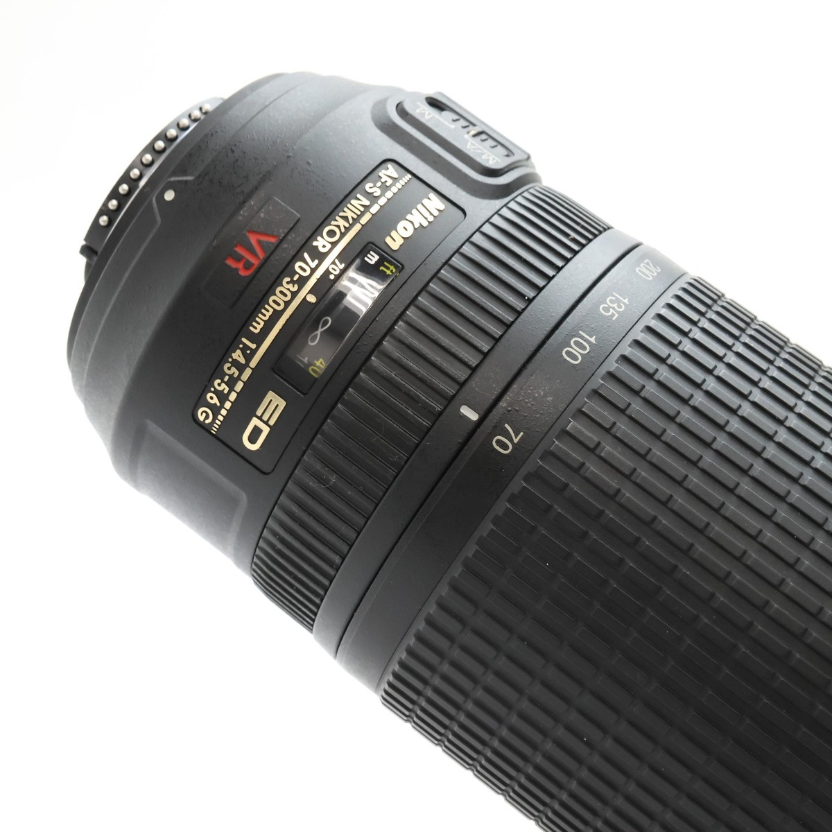 美品★AF-S VR Zoom-Nikkor 70-300mm フィルター2枚付 FX純正で貴重な300mmズーム AF-S VR 70-300mm f/4.5-5.6G IF-ED【評価