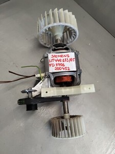 Trockner Siemens WR44e 183/05 Motor Antrieb 9000189897 1BE 5250-2AA #43065