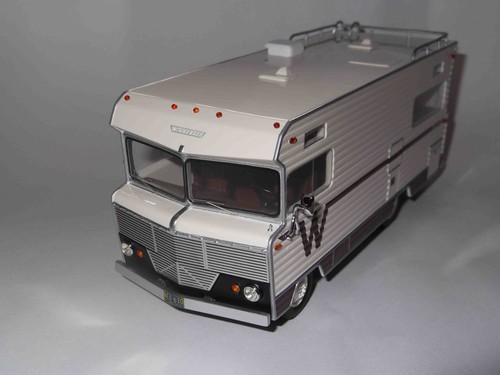 1:43 NEO Winnebago Brava Wohnmobil beige braun amerikanischer Wohnwagen Camping - Bild 4 von 9